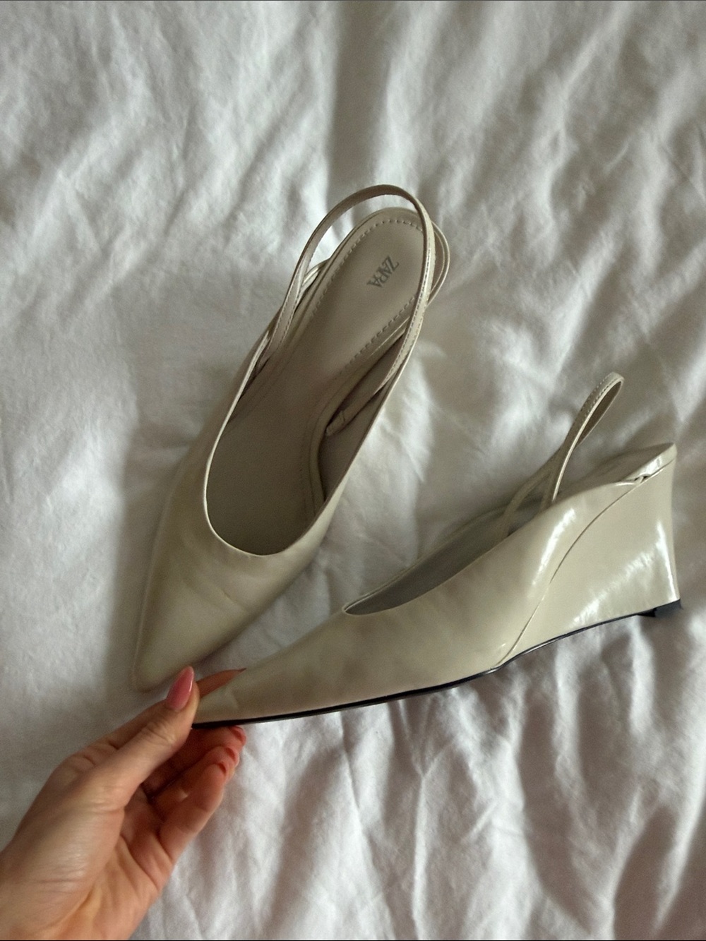 ZARA Cream Pointed Slingback Wedge Pumps size 40